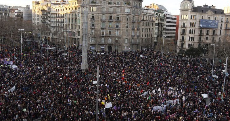 Manifestacio feminista 8M Bertran